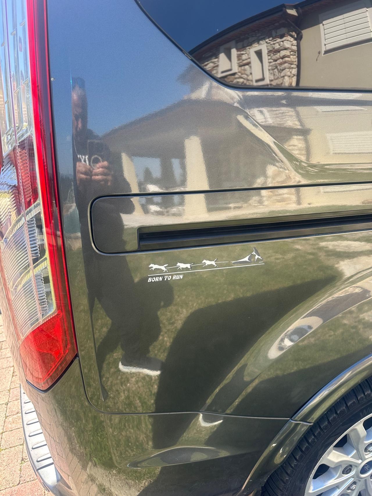 Ford Tourneo Custom 310 2.0 TDCi 130CV PC Titanium