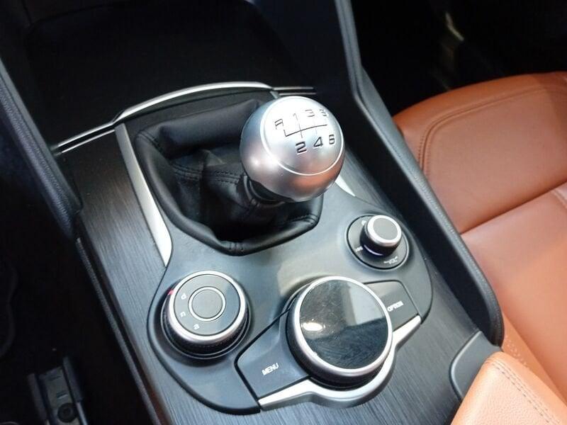 Alfa Romeo Giulia 2.2 Turbodiesel 150 CV Super