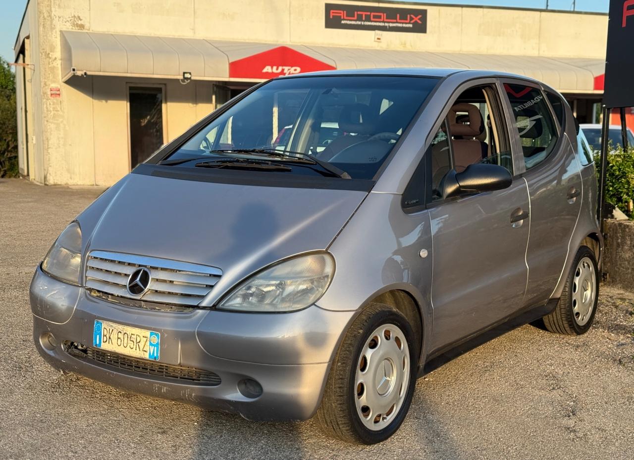 MERCEDES A 140I cat Avantgarde NEO PATENTATI
