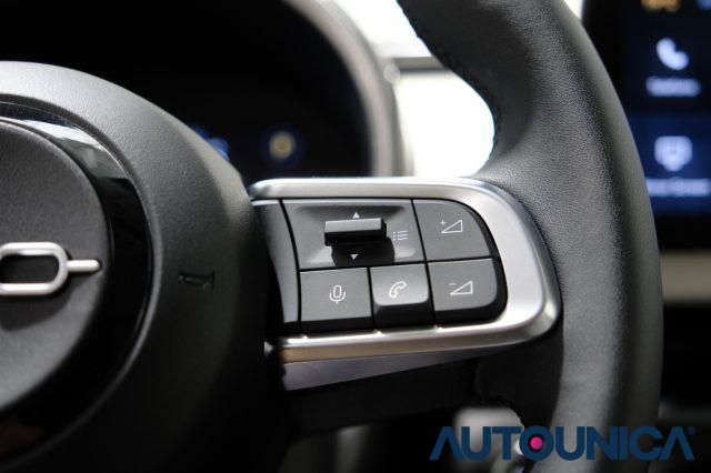 FIAT 600 HYBRID 100 CV DCT MHEV LA PRIMA NEOPATENTATI