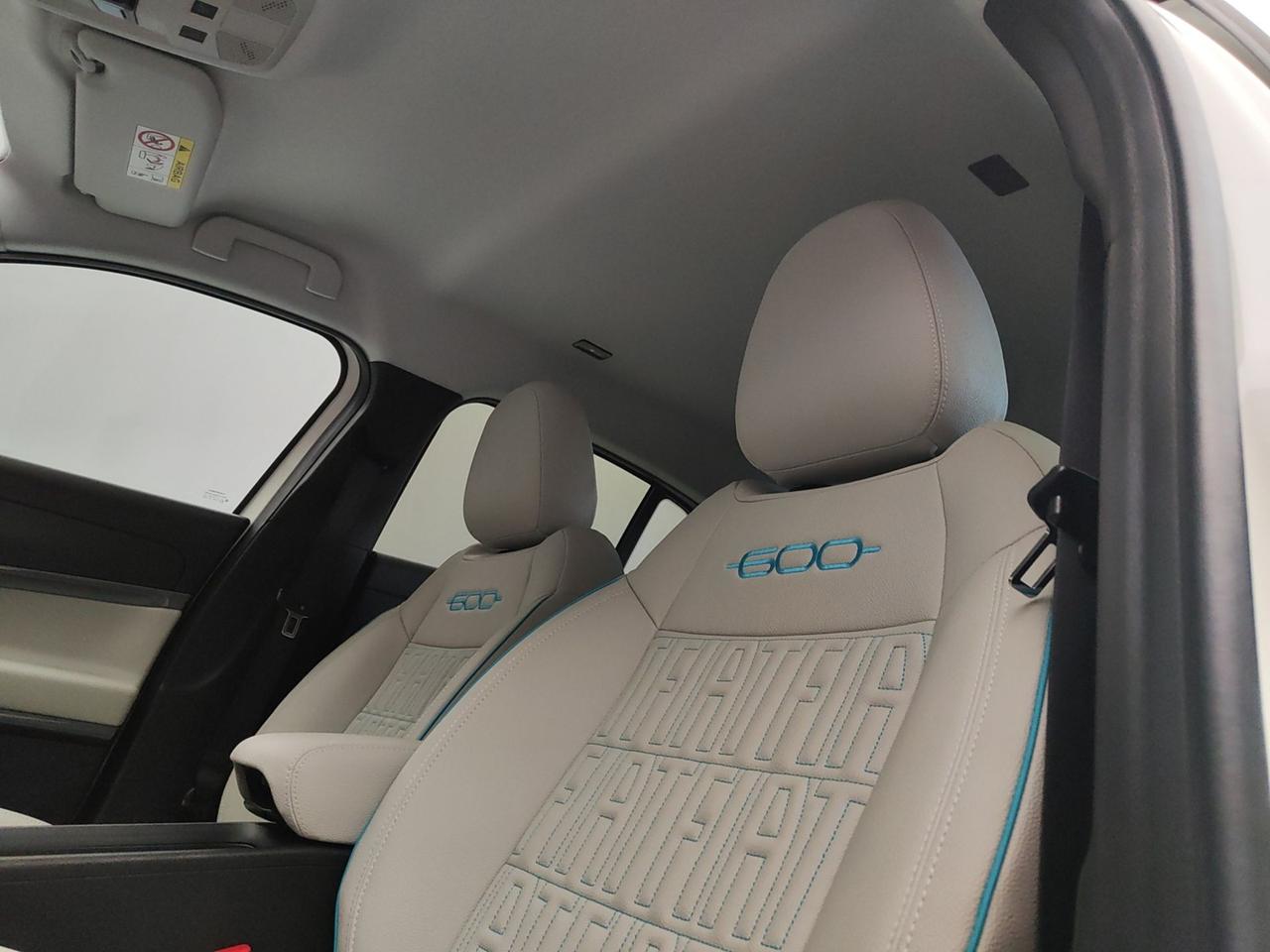 FIAT 600 IV 2023 600 1.2 MHEV 110CV DCT LA PRIMA