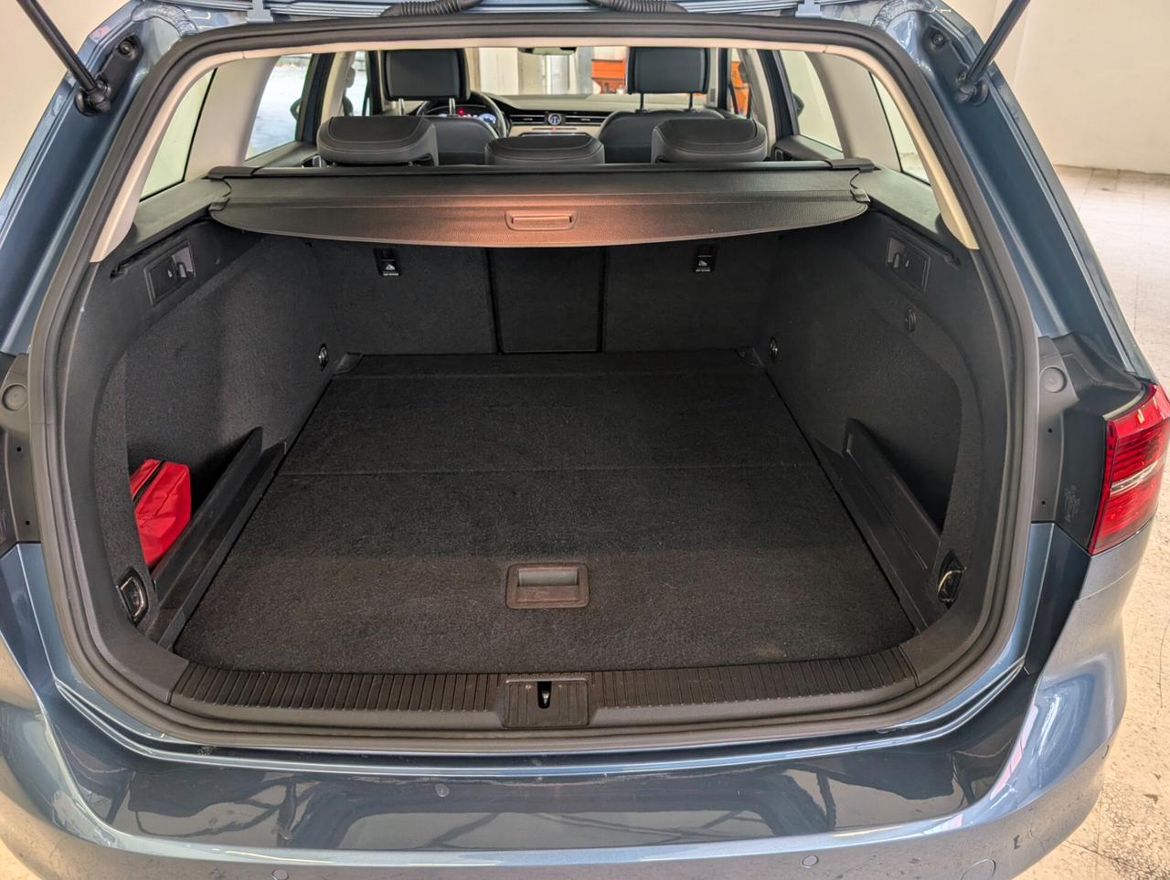 Volkswagen Passat Variant 2.0 TDI DSG Highline BlueMotion Technology