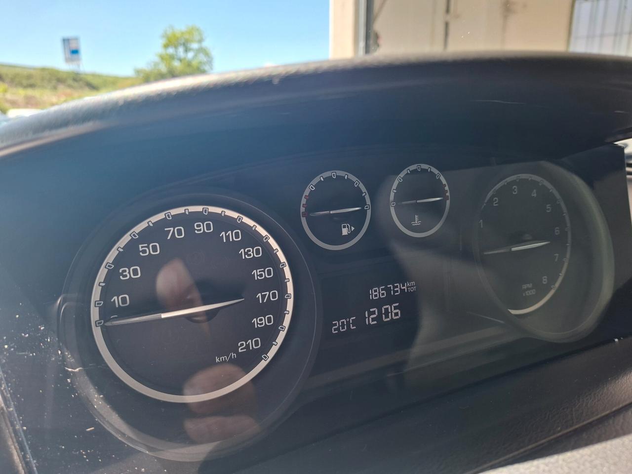 Lancia Ypsilon 1.2 69 CV 5 porte S&S Silver