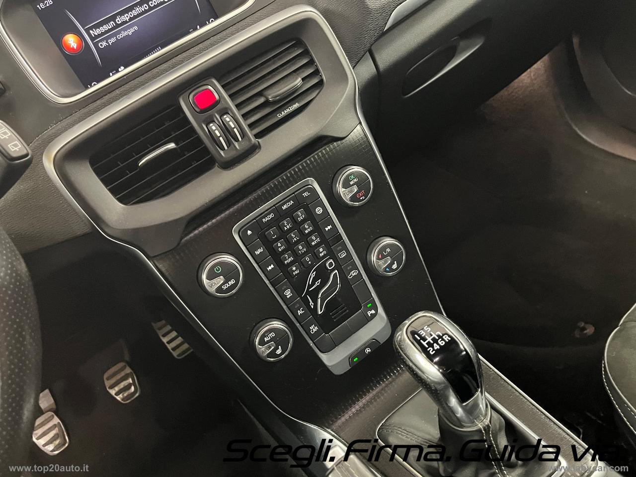 VOLVO V40 D2 R-design FARI LED|DOPPIO SCARICO
