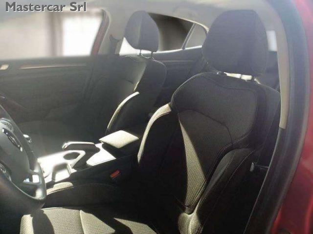 RENAULT Megane Megane IV Berlina 1.5 blue dci Business 115cv - G