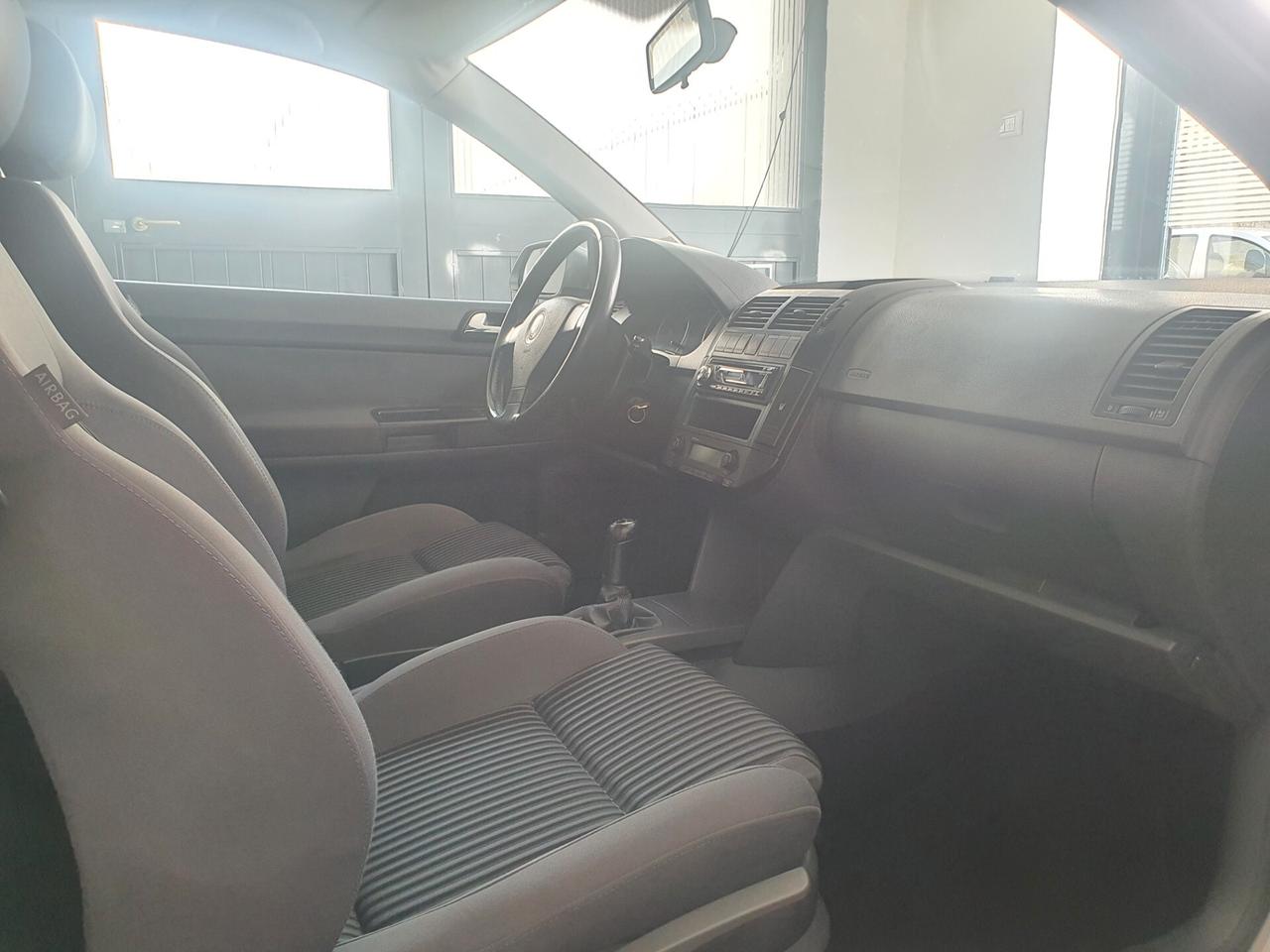 Volkswagen Polo 1.4/69CV TDI 3p. Sportline