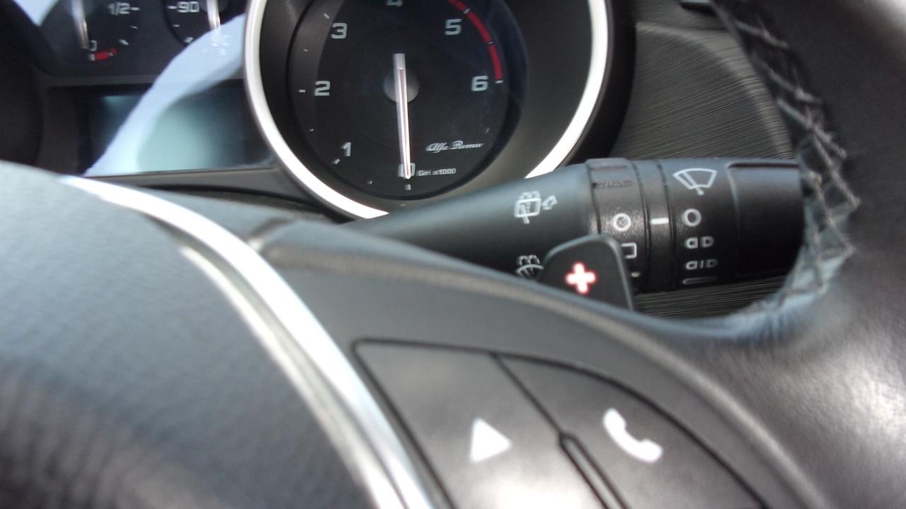 Alfa Romeo Giulietta 1.6 JTDm TCT 120 CV Super