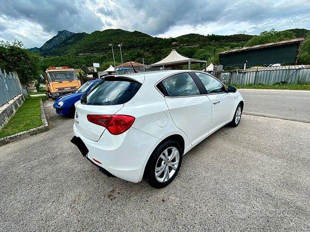 ALFA ROMEO Giulietta 2.0 MTJ 140 CV DISTINCTIVE