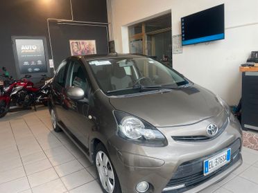 Toyota Aygo 1.0 12V VVT-i 5 porte Tobasco(X NEOPATENTATI)