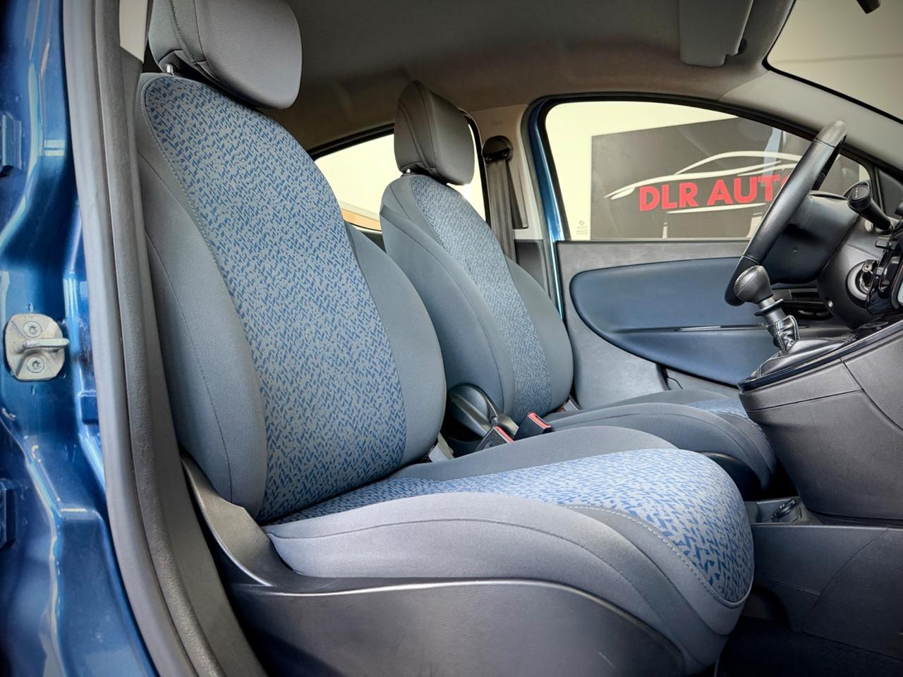 Lancia Ypsilon 1.0 FireFly 5 porte S&S Hybrid Gold