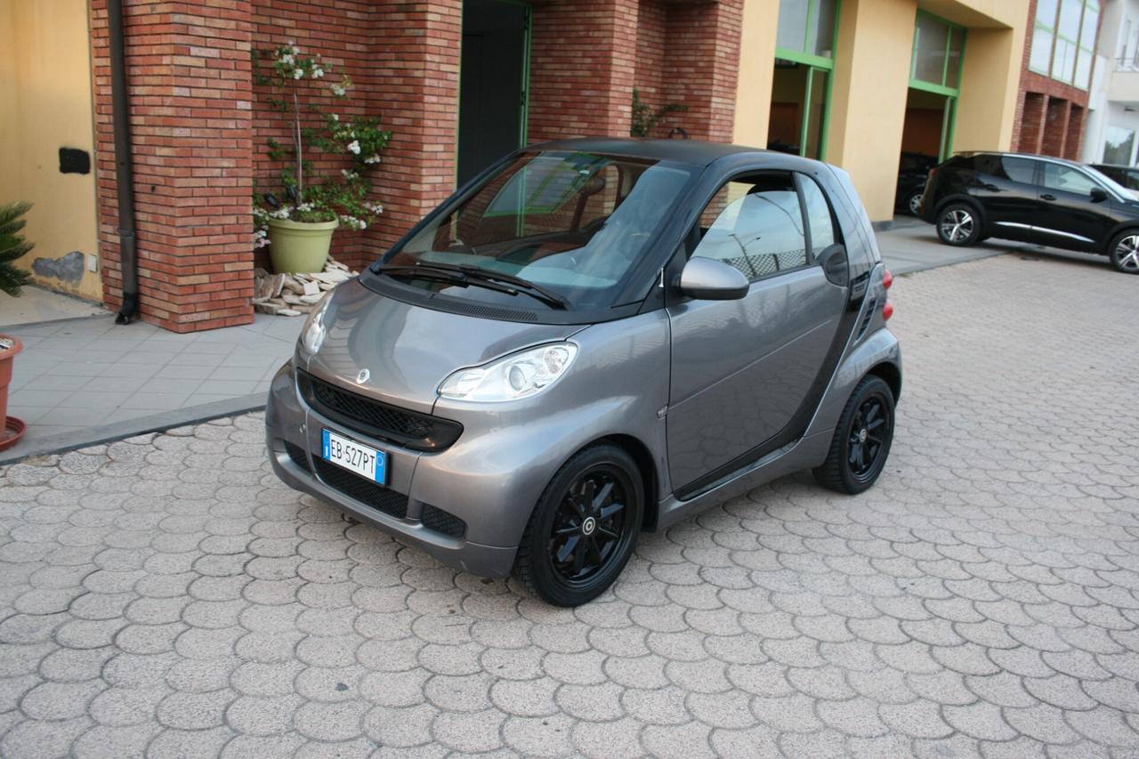 Smart ForTwo 1000 52 kW coupé pure