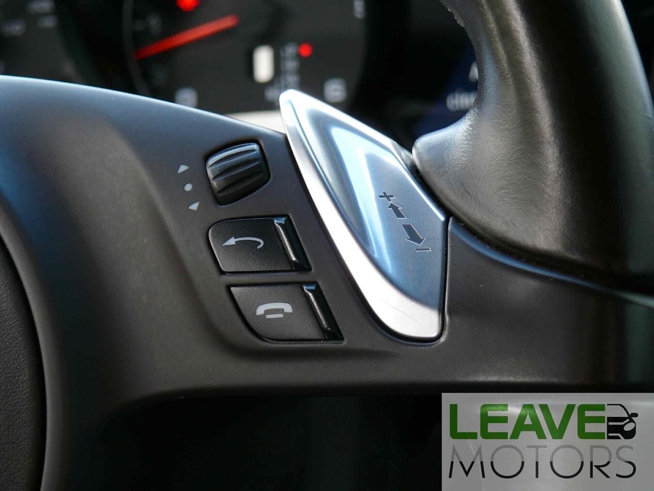 Porsche Cayenne 3.0 Diesel (M1401)