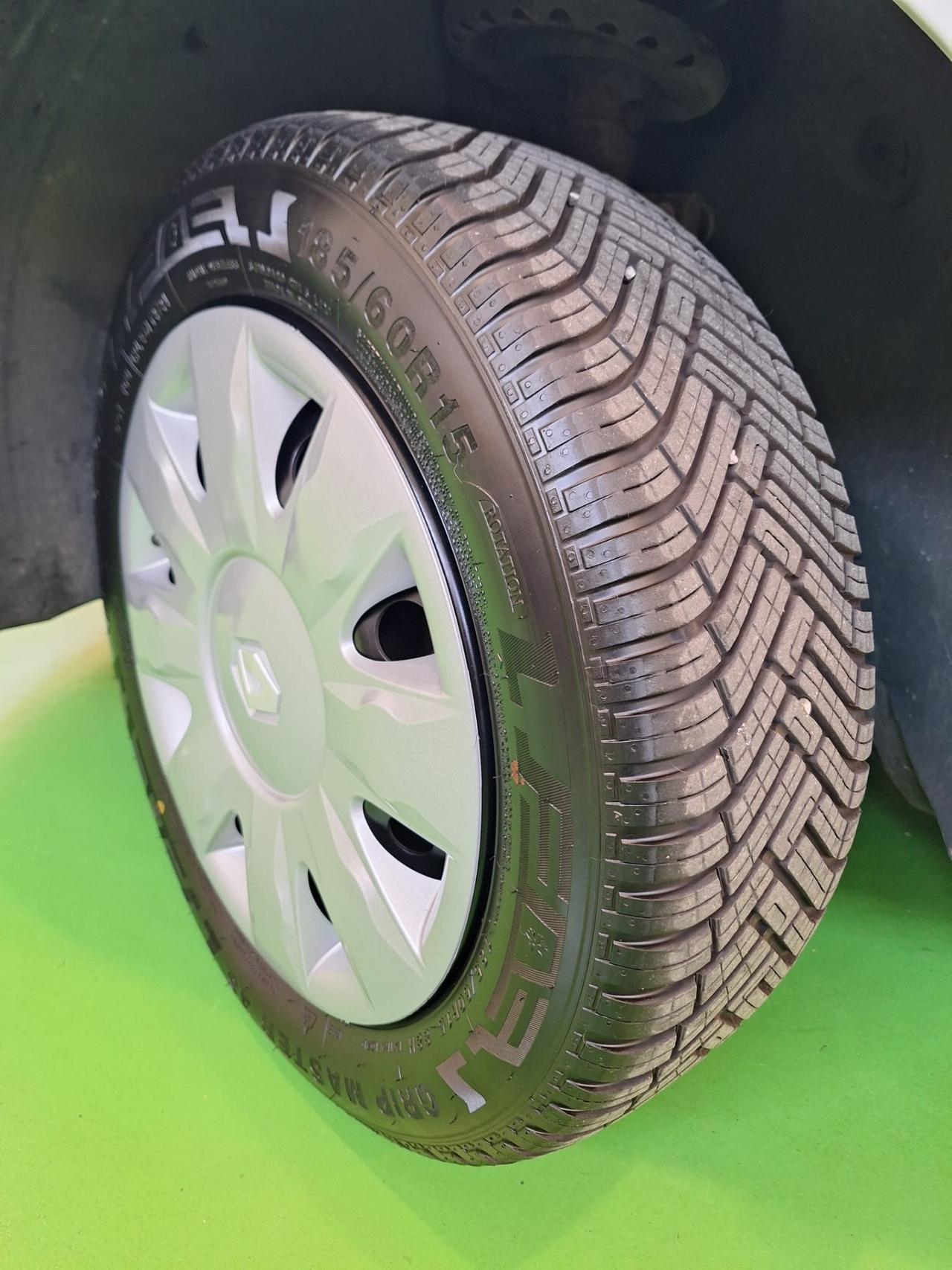 Renault Clio 1.2 16V 5 porte Dynamique