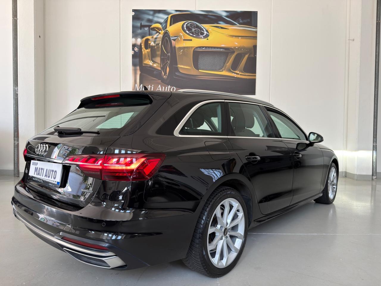 Audi A4 Avant 40 TDI quattro S tronic Business Advanced