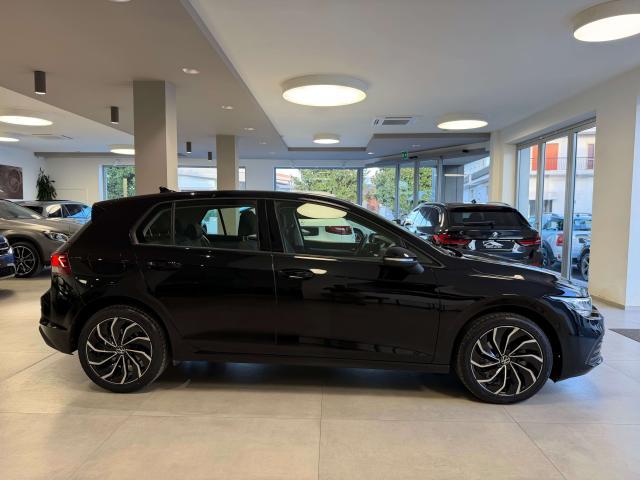Volkswagen Golf 1.0 etsi evo 110cv dsg