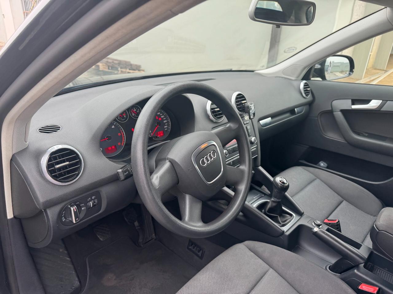 Audi A3 SPB 1.6 TDI 90 CV CR F.AP Attraction