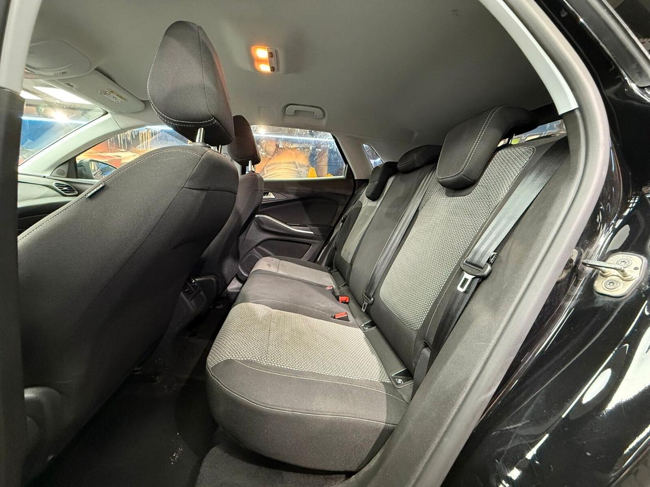 Opel Grandland X 1.5 ecotec s (133)