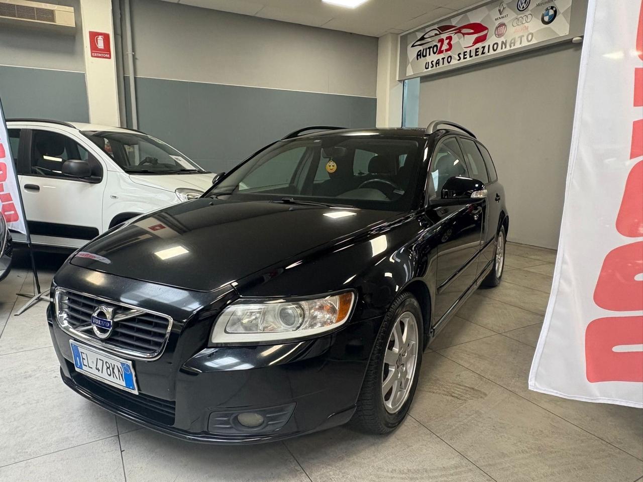 Volvo V50 D2 R-design 114CV Manuale