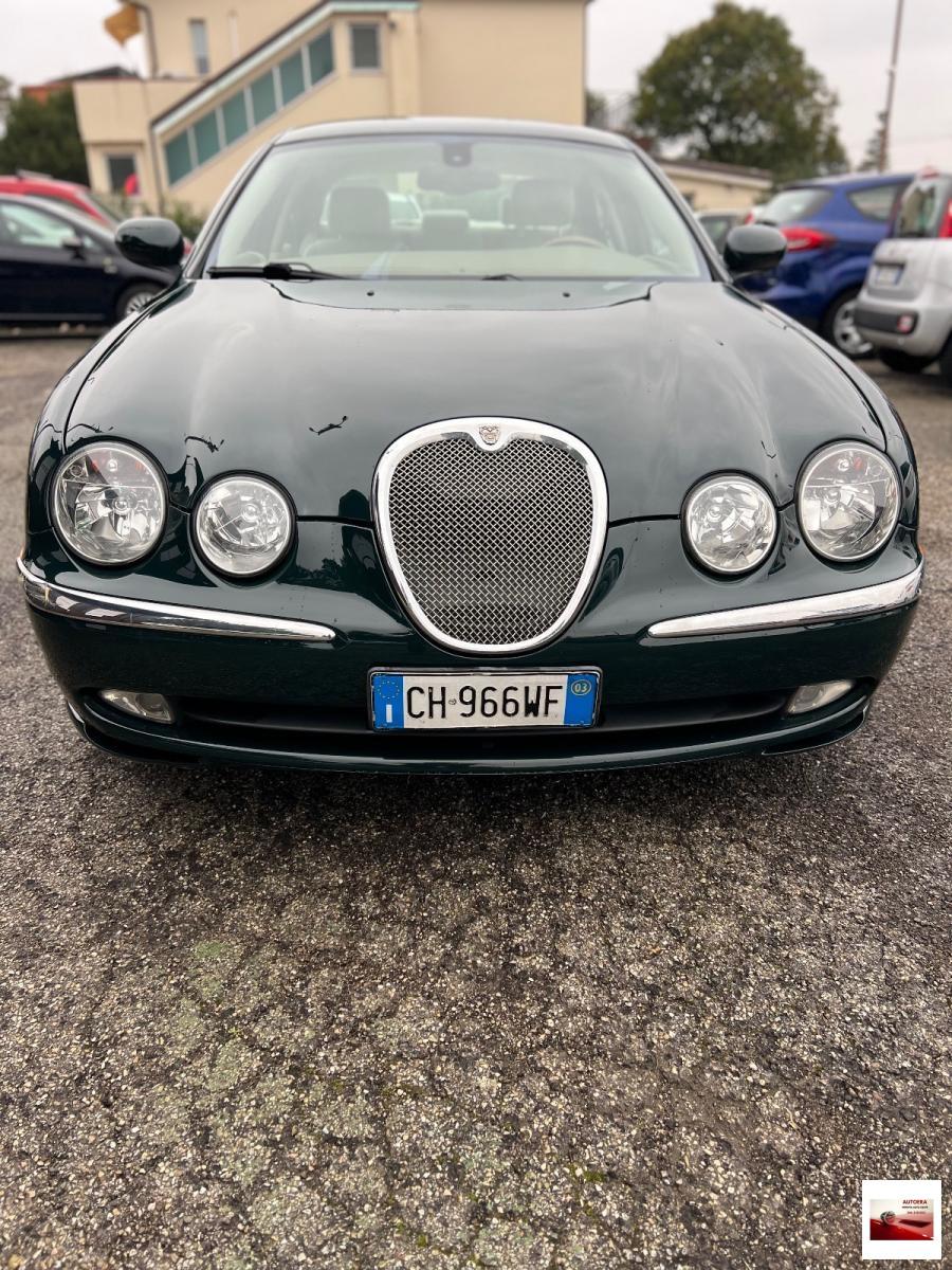 JAGUAR - S-Type - 2.5 V6 24V Executive