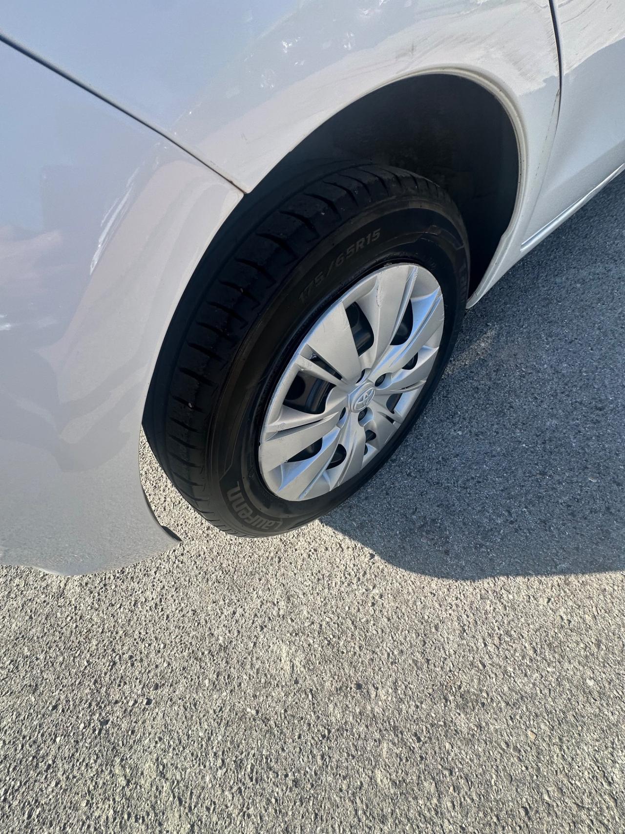 Toyota Yaris 1.0 5 porte Lounge