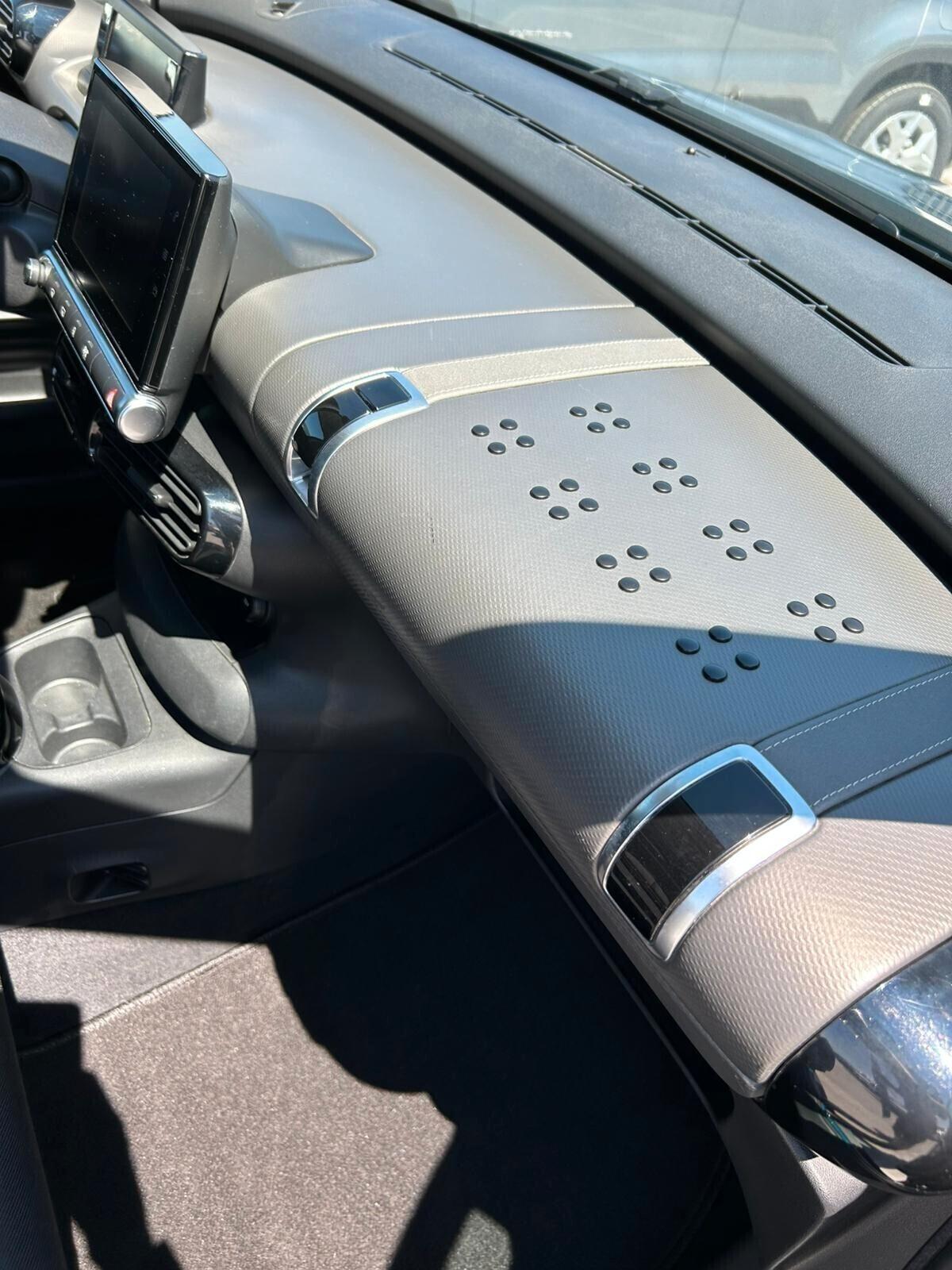 Citroen C4 Cactus BlueHDi 100 S&S Shine Pack