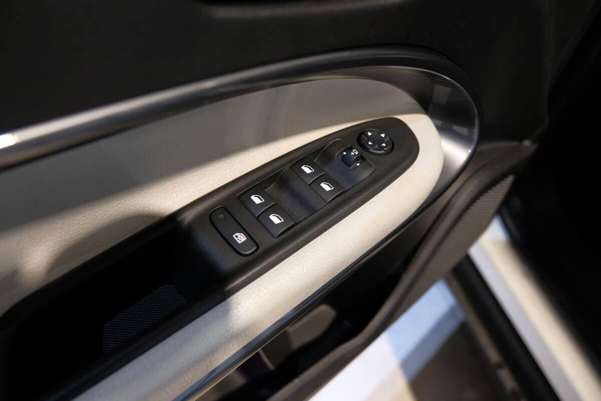 Fiat 600 Hybrid 100 CV DCT MHEV La Prima