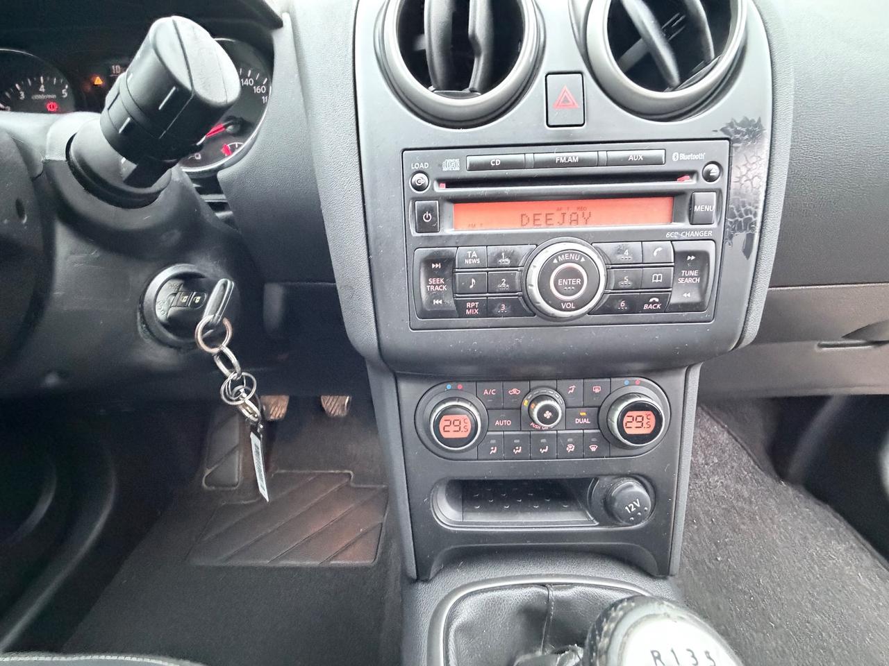 Nissan Qashqai 2.0 16V 4x4 Tekna 2011