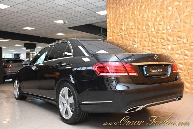 MERCEDES-BENZ E 300 BlueTec HYBRID AUT.SPORT XCOMMERCIANTI NO GARANZIA