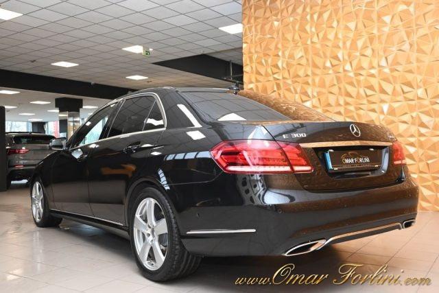 MERCEDES-BENZ E 300 BlueTec HYBRID AUT.SPORT NAVI FULL X COMMERCIANTI!