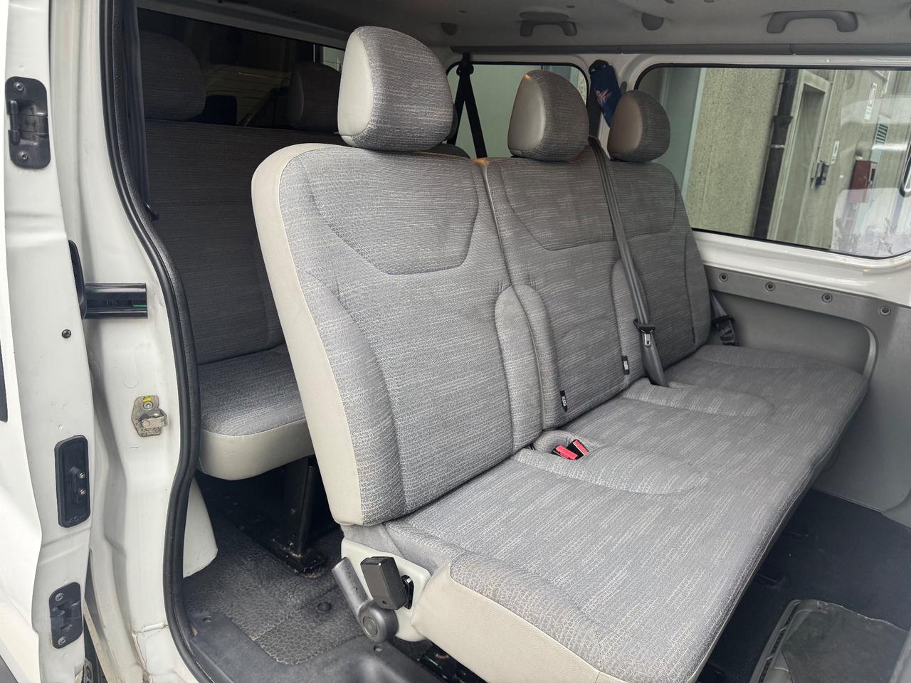 Renault Trafic 9 POSTI