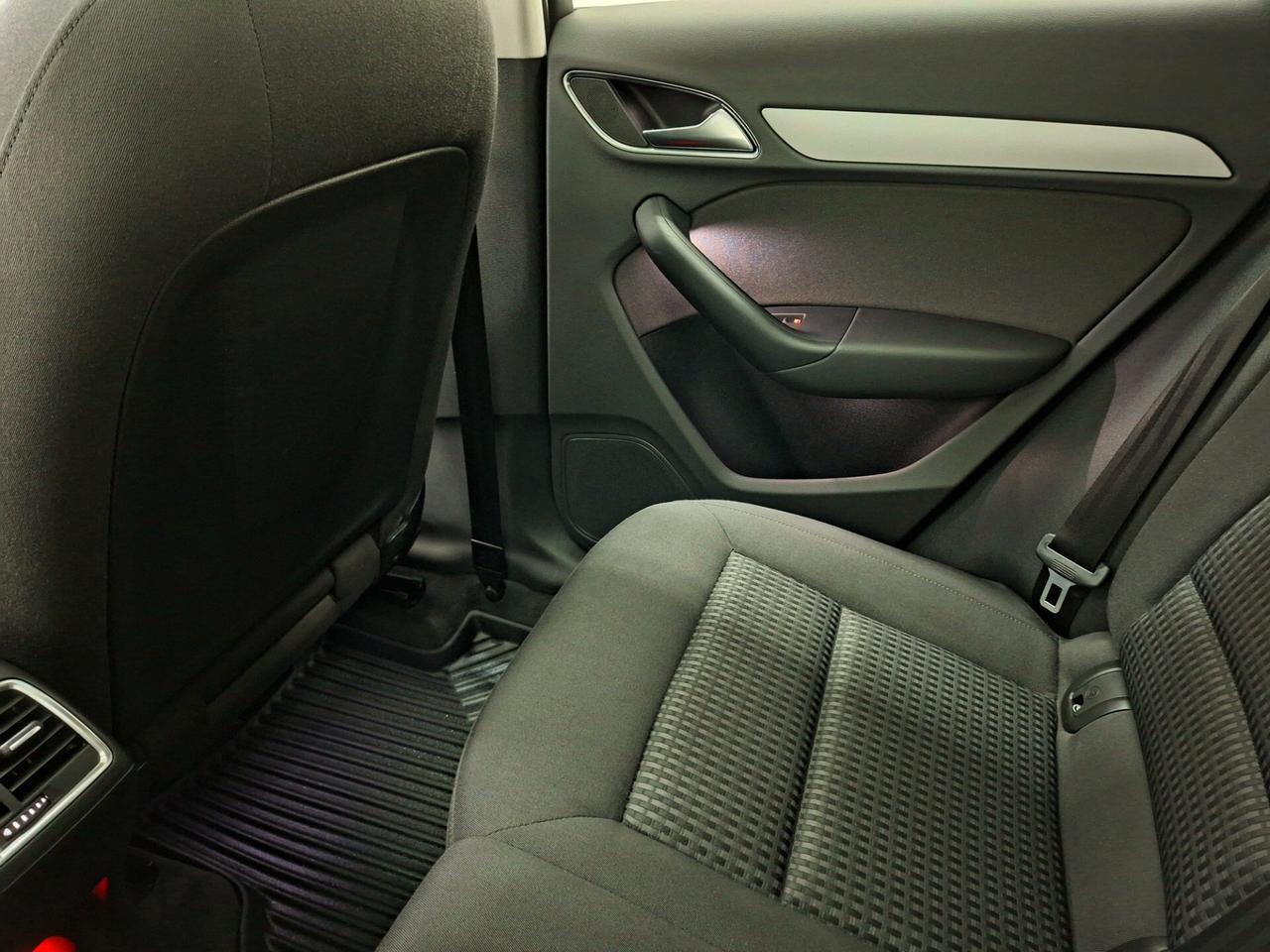 Audi Q3 2.0 TDI 140cv Quattro