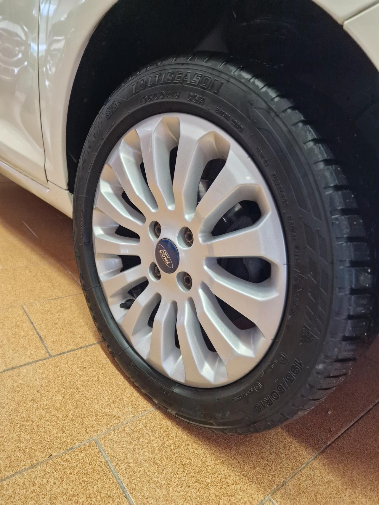 Ford Ka 1.2 8V 69 CV Bz.-GPL, 138 mila chilometri