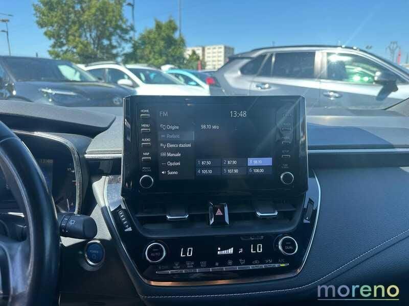 Toyota Corolla TS 1.8 hybrid Style CVT