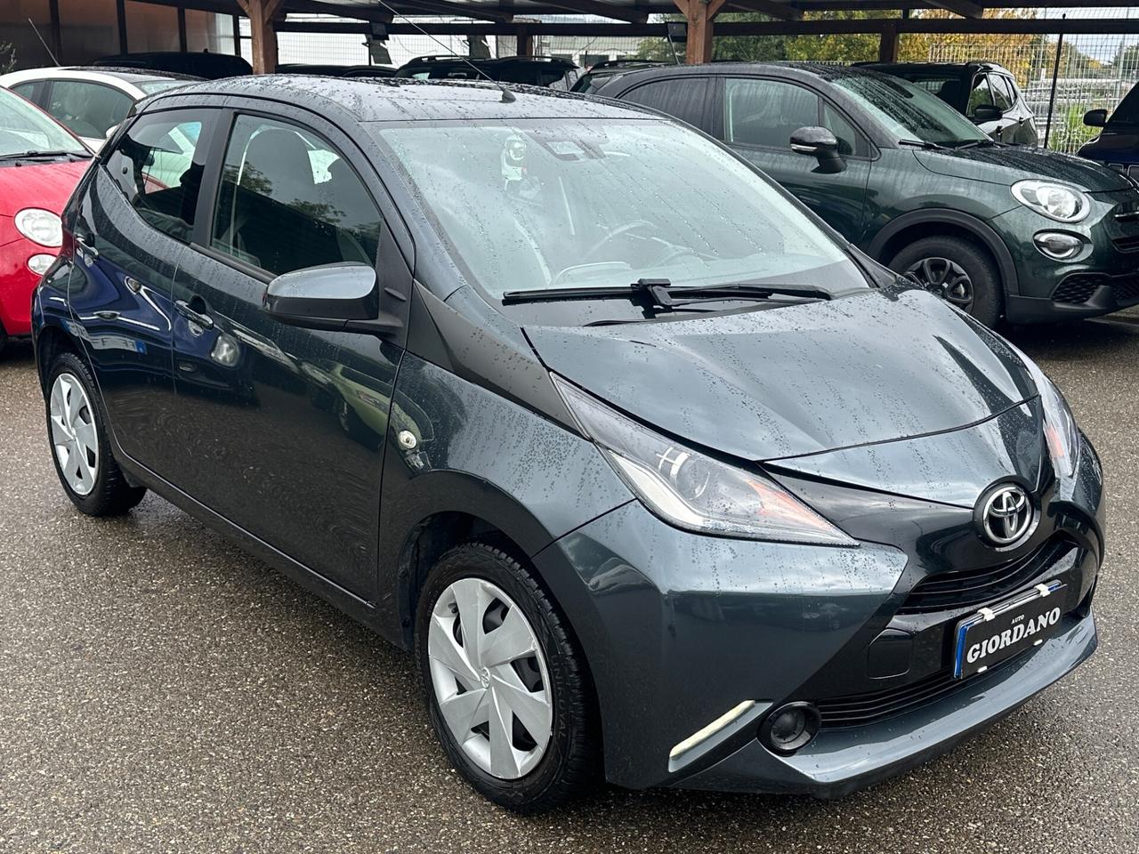 Toyota Aygo 1.0 VVT-i 69 CV 5 porte AUTOMATICA
