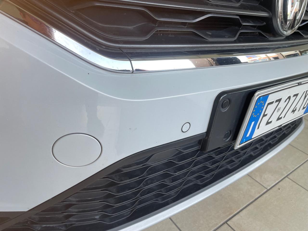 Volkswagen T-Roc 1.0 TSI 115 CV Style BlueMotion Technology - Nessun vincolo -