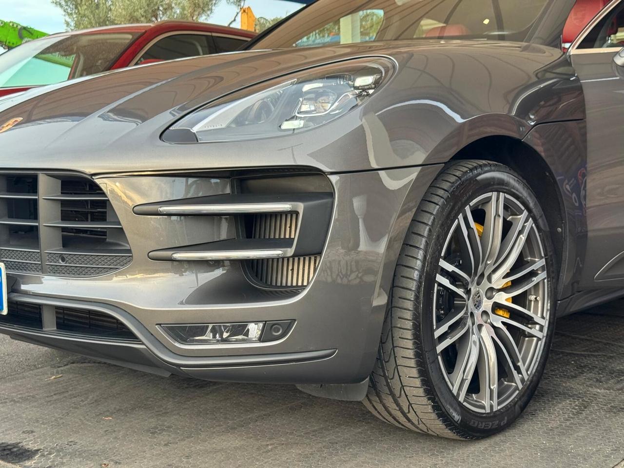 Porsche Macan 3.6 Turbo Performance