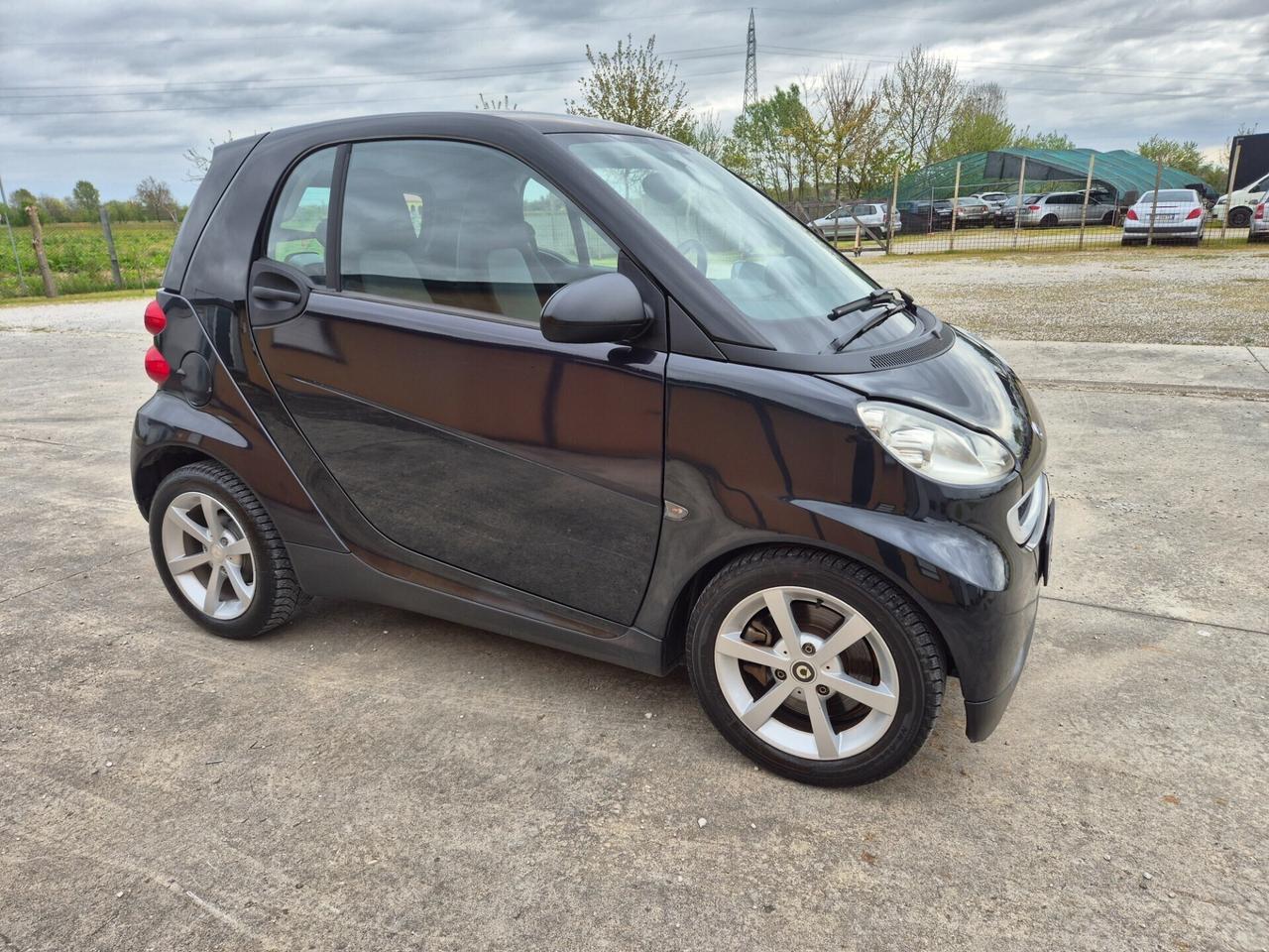 Smart ForTwo 1000 52 kW coup pure