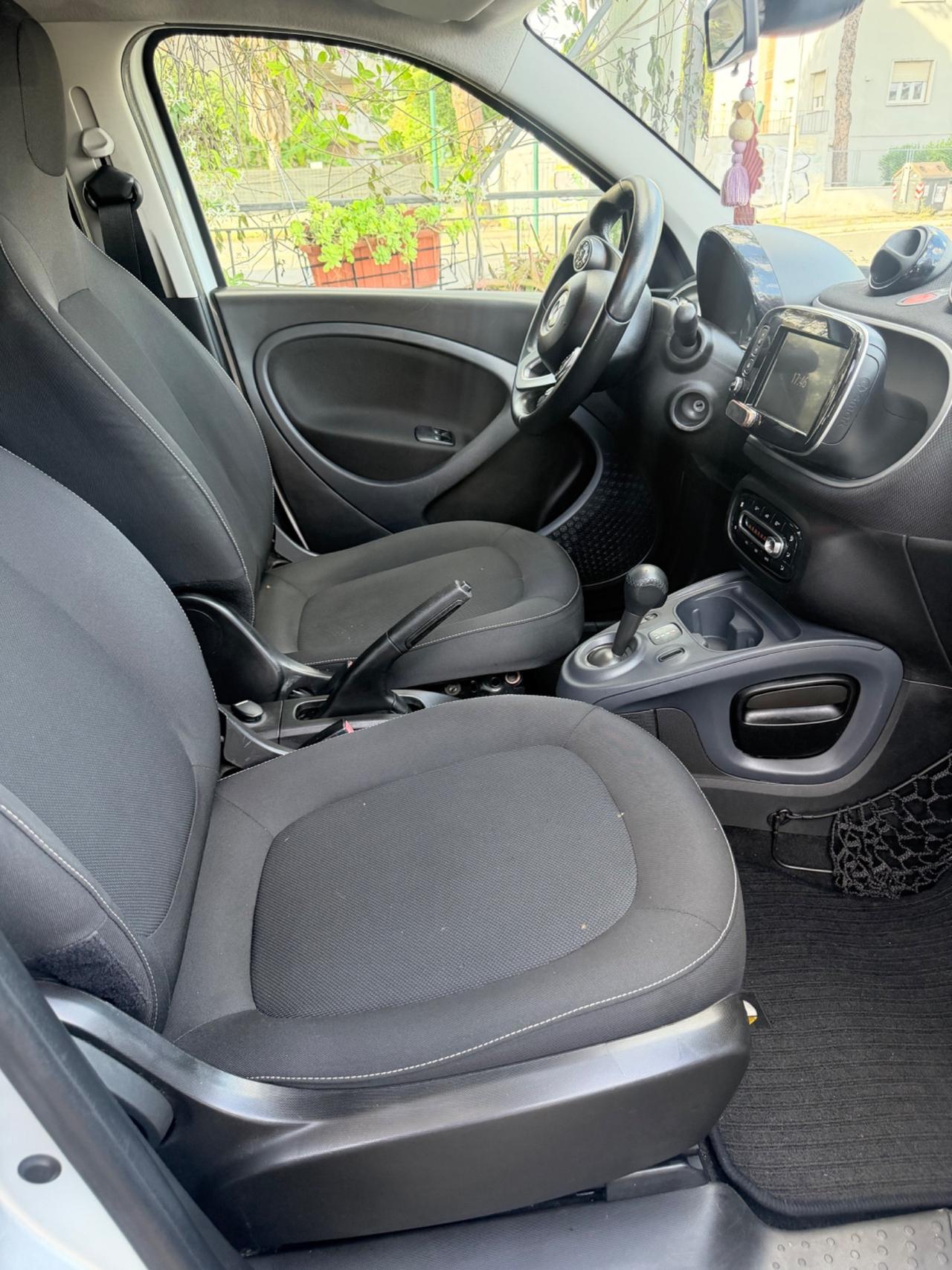 Smart ForFour 70 1.0 Passion Cambio automatico Navi Camera