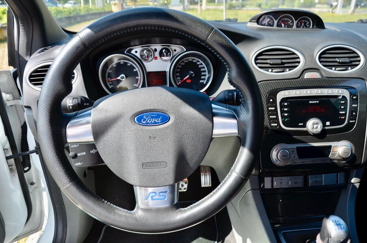 FORD FOCUS 3p 2.5t RS 305cv, UNICOPROPRIETARIO, UFF ITALIANA, TENUTA DA AMATORE, PERMUTE
