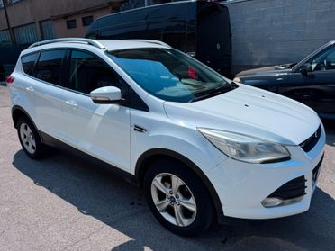 Ford Kuga 2.0 TDCI 140 CV 2WD Titanium