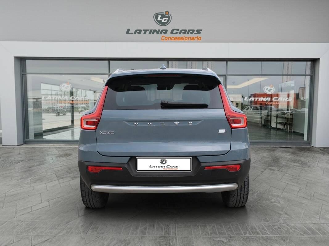 Volvo XC40 1.5 t4 recharge phev con CarPlay