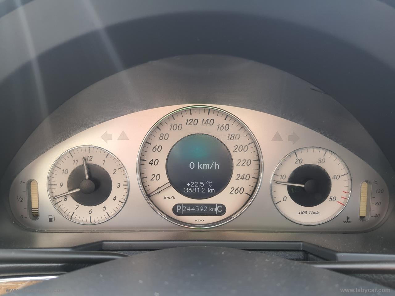 MERCEDES-BENZ E 300 Bluetec Avantgarde