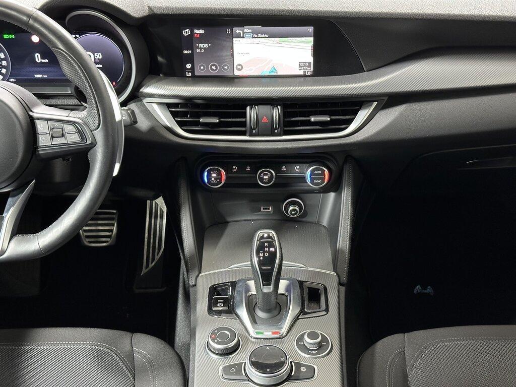 Alfa Romeo Stelvio 2.0 t Sprint Q4 280cv auto