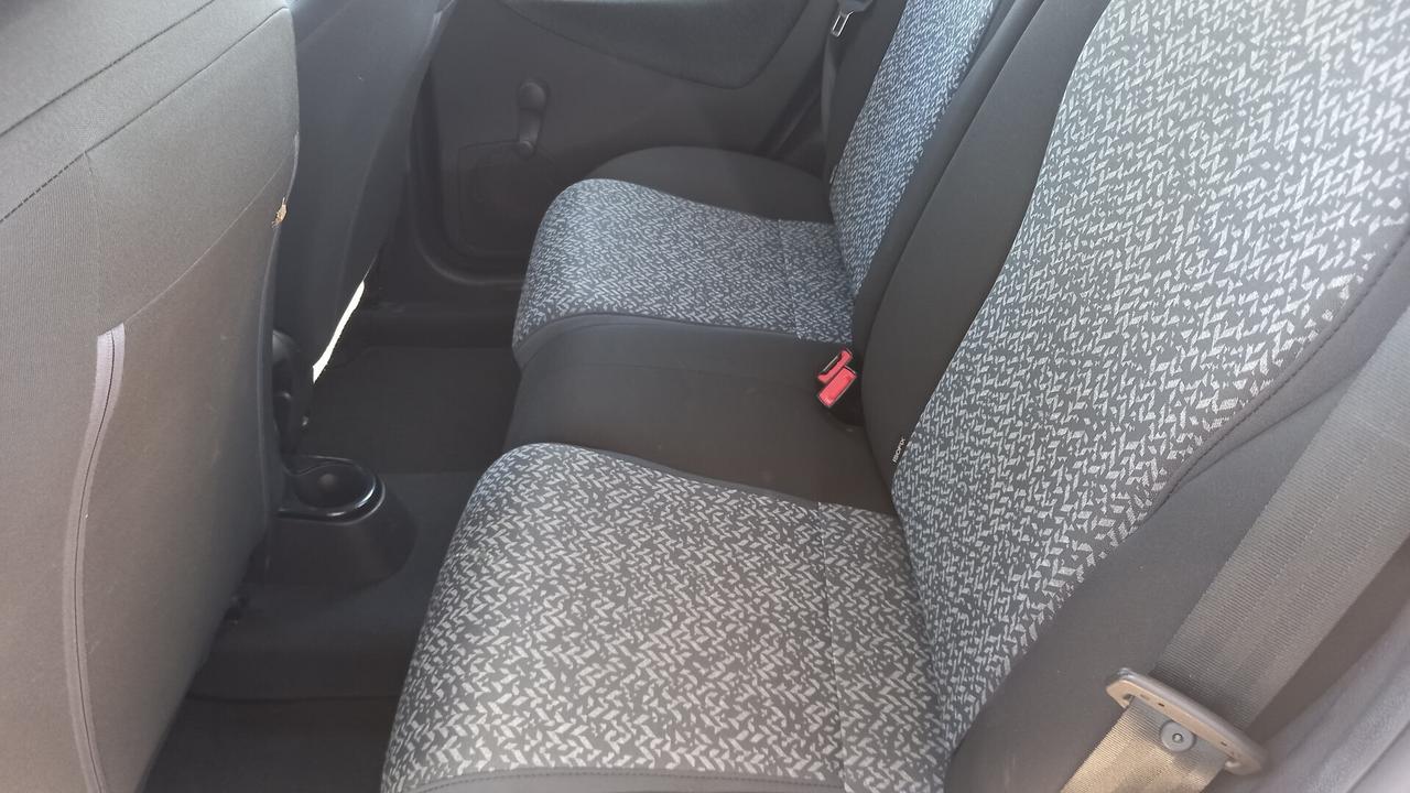 Lancia Ypsilon 1.0 FireFly 5 porte S&S Hybrid Ecochic Silver