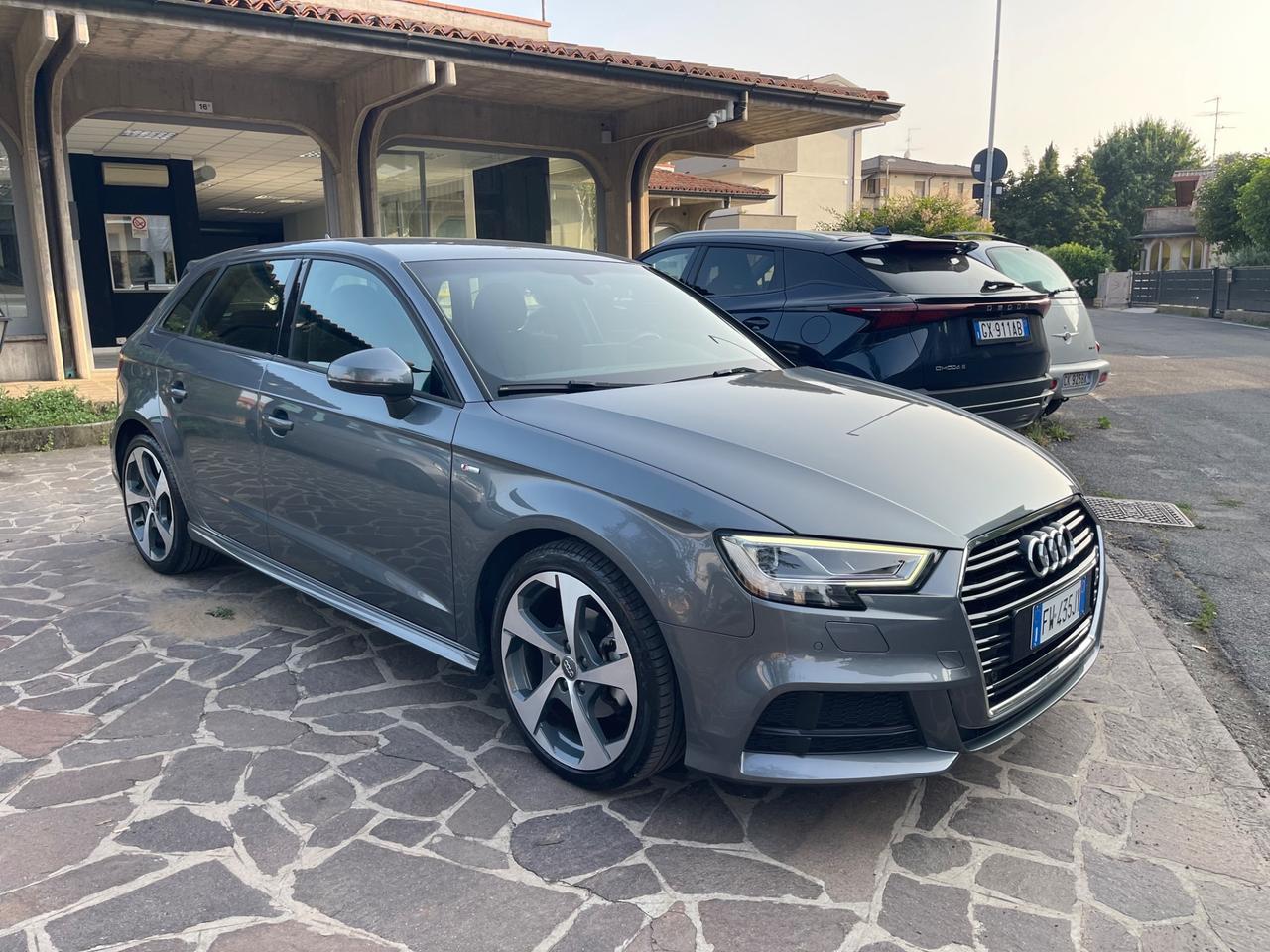 Audi A3 1.6 TDI 116 CV S tronic S-Line
