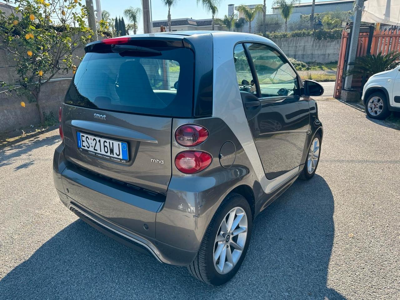 Smart ForTwo 1000 52 kW MHD coupé passion