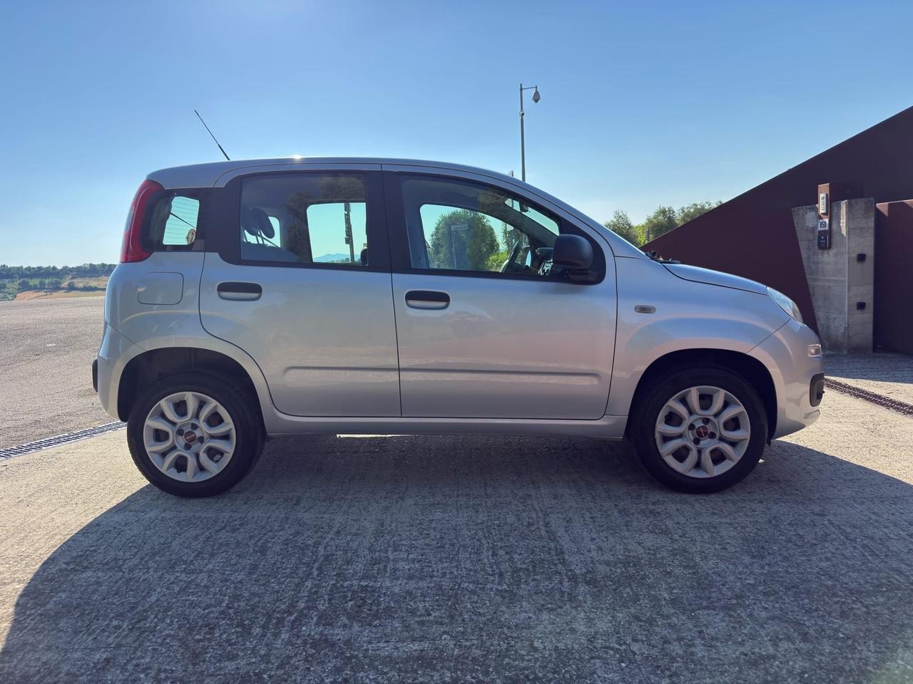 Fiat Panda 0.9 TwinAir Turbo Natural Power Lounge