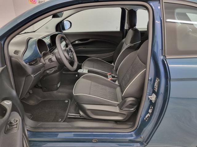 FIAT 500e 3+1 42 kWh La Prima