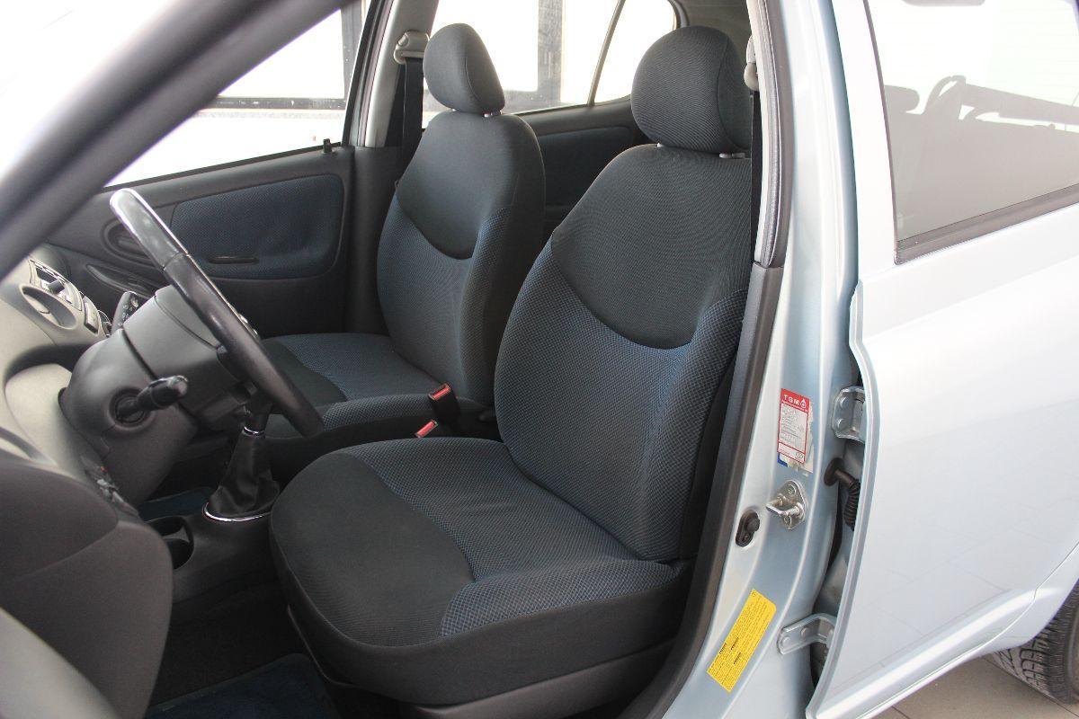 TOYOTA - Yaris - 16V 5 porte Expo