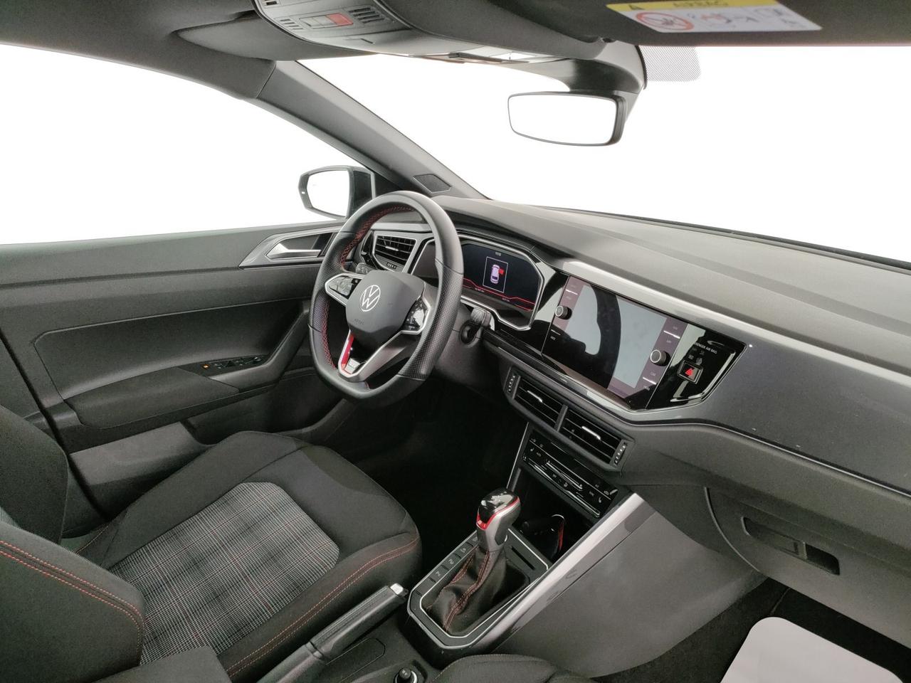 Volkswagen Polo 2.0 tsi gti dsg